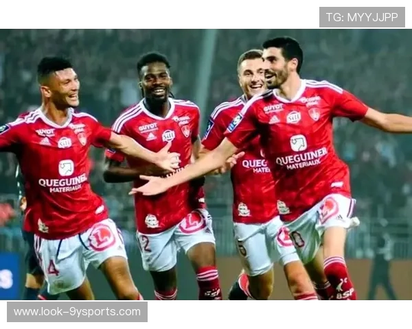 昂热俱乐部最新动态解析 球队阵容调整与未来比赛展望